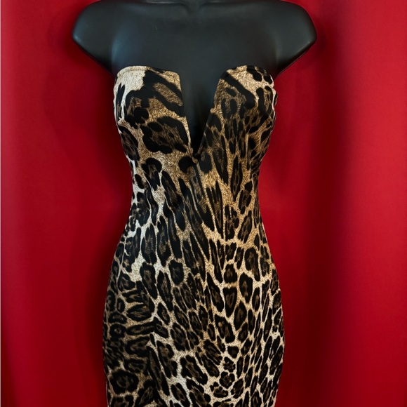 Leopard Print Strapless Mini Dress with Wire Sweetheart Front - Picture 2 of 10